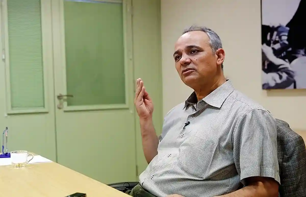 تحلیل نادرست!/ احمد زیدآبادی